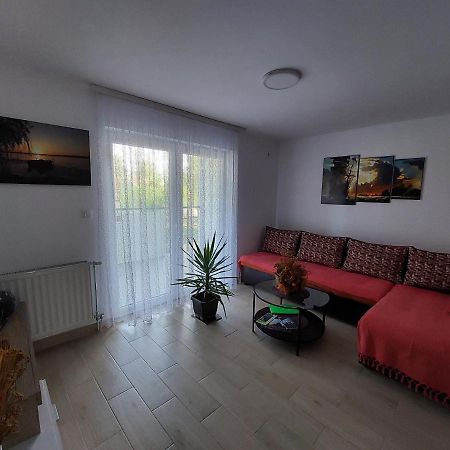 Apartman Sarm Srebrno Jezero Leilighet Veliko Gradište Eksteriør bilde